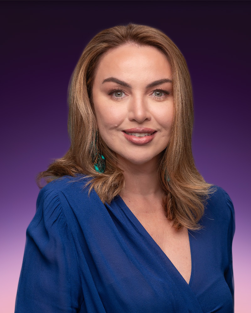 Dra. Débora Oro
